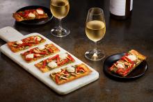 Wewalka - Basil Pesto & Red Pepper Flatbread