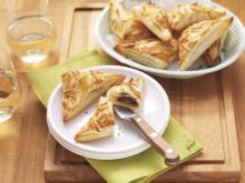 Wewalka - Brie & Date Filled Triangles