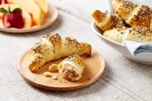 Wewalka - Salmon Filled Everything Croissants