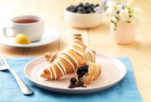 Wewalka - Blueberry Breakfast Croissant
